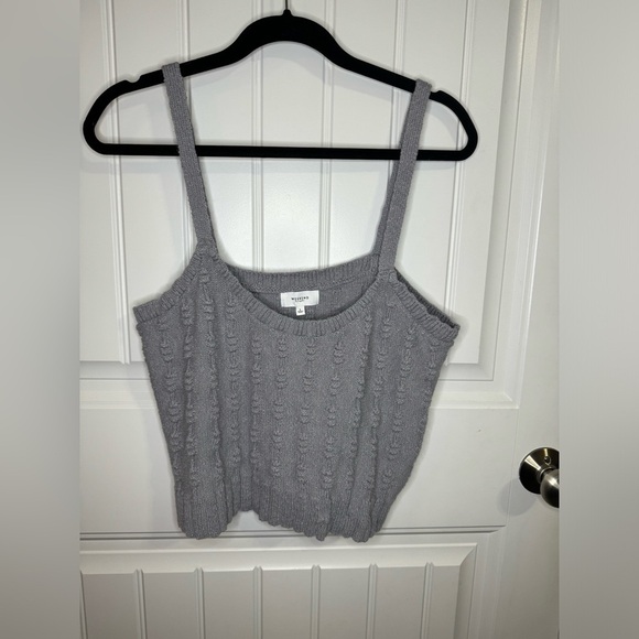 Weekend Los Angeles Gray Knit Crop Tank Top - Picture 2 of 5